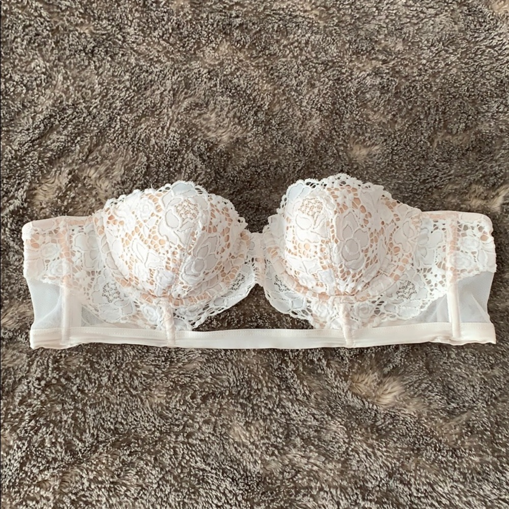 Victoria Secret Strapless Bra